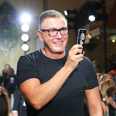 stefano gabbana bio.